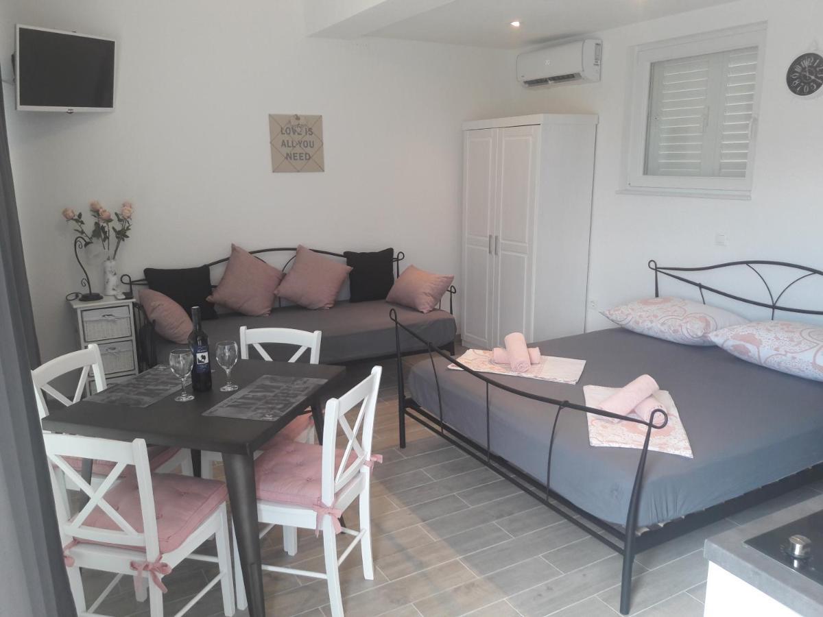 Nessa & Meli Apartment Makarska Ngoại thất bức ảnh