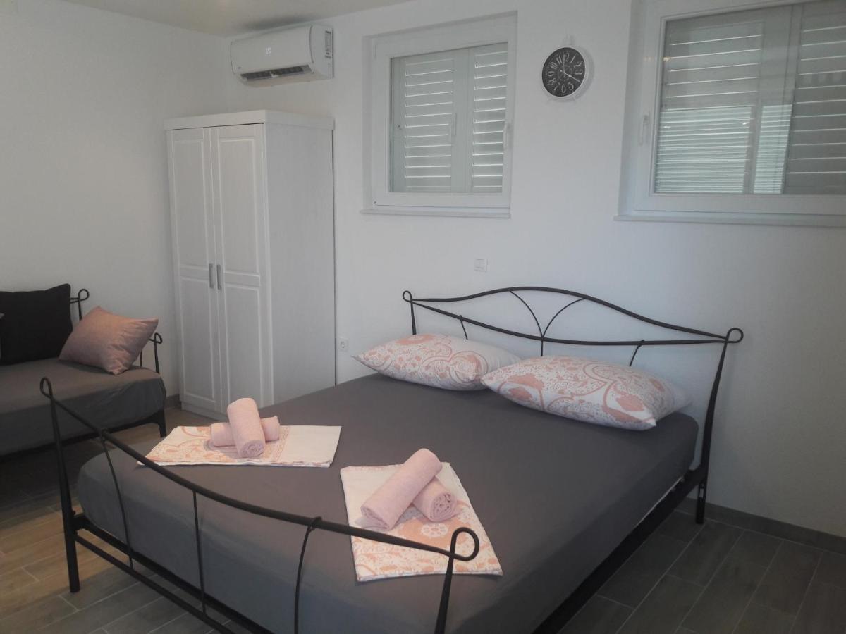 Nessa & Meli Apartment Makarska Ngoại thất bức ảnh