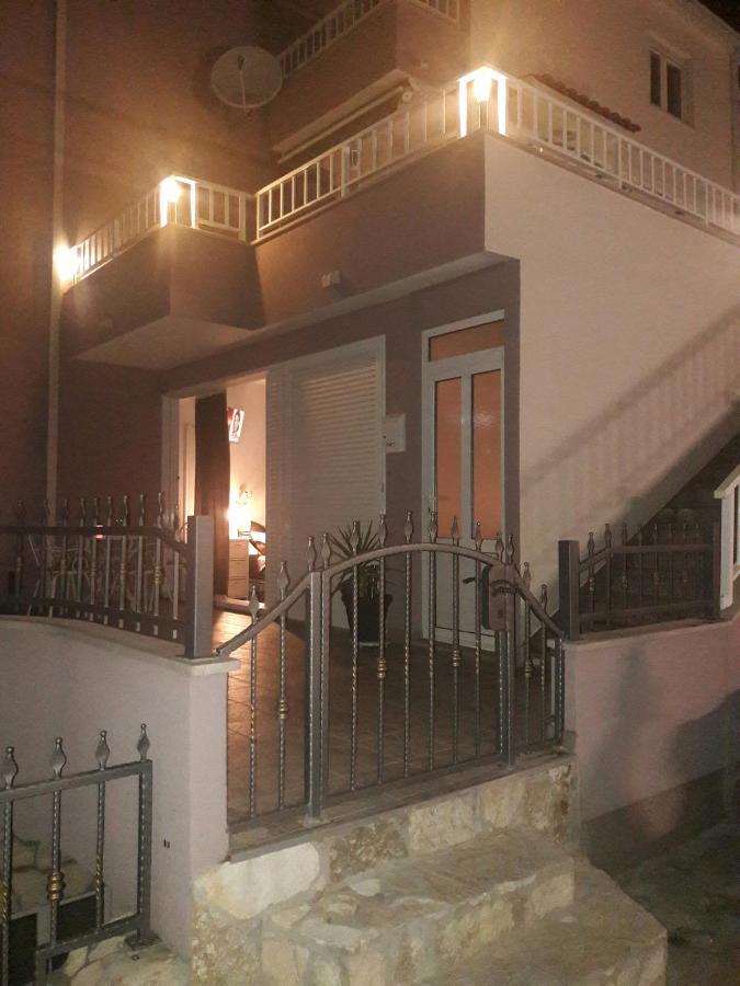 Nessa & Meli Apartment Makarska Ngoại thất bức ảnh