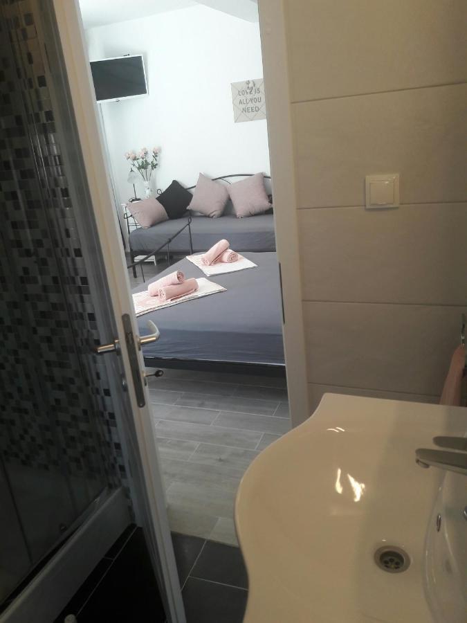 Nessa & Meli Apartment Makarska Ngoại thất bức ảnh