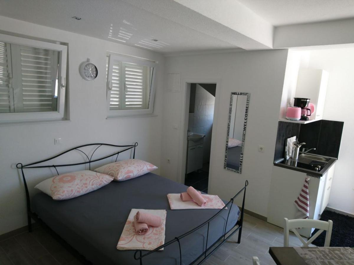 Nessa & Meli Apartment Makarska Ngoại thất bức ảnh